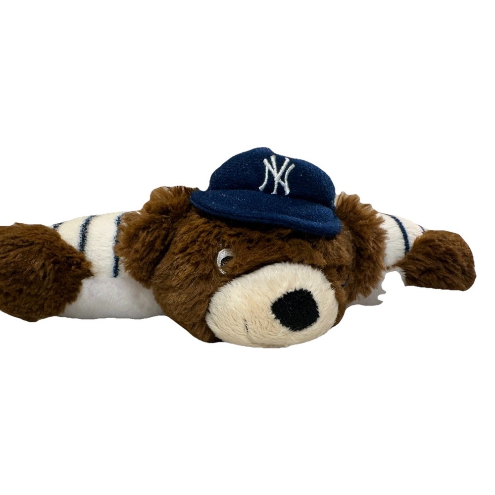 Dream Lite Pillow Pet Yankee Teddy Bear Needs 3 AAA Batteries (not included)